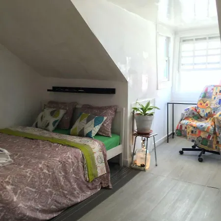 Homestay Bairro Alto Alternative